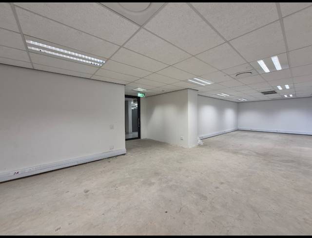160M² OFFICE FOR SALE IN ILLOVO